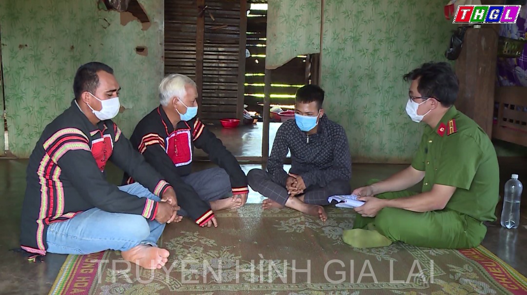 Đẩy mạnh công tác tuyên truyền Luật Giao thông đường bộ đến tận thôn, làng