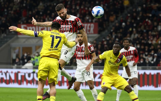 Hòa thất vọng trước Bologna, AC Milan lỡ cơ hội bứt phá