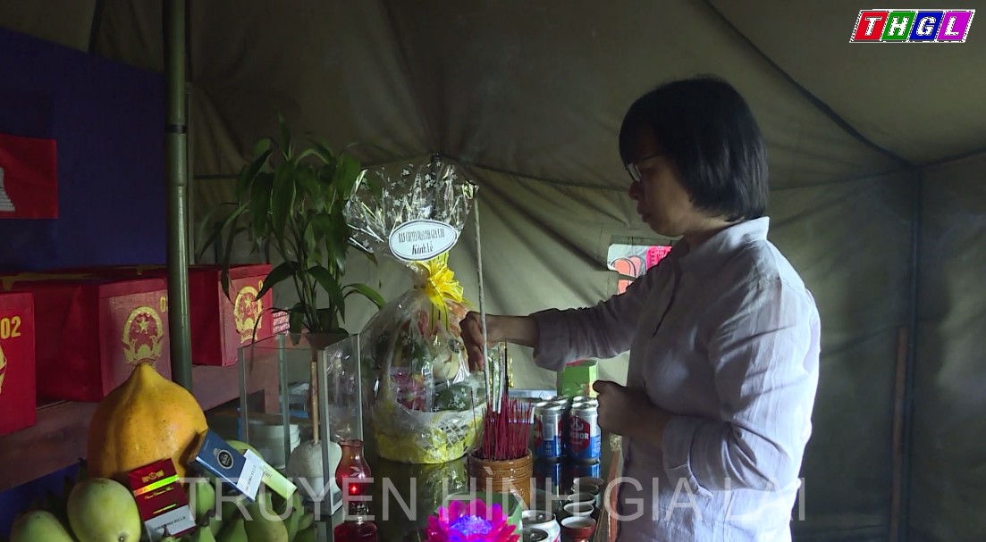 Ban Chuyên trách tỉnh Gia Lai dâng hương tưởng nhớ các Anh hùng Liệt sỹ quân tình nguyện và chuyên gia Việt Nam được tìm kiếm, quy tập trong mùa khô 2021-2022 trên đất Campuchia