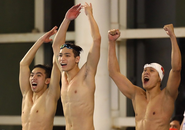 Các kình ngư Việt Nam tạo kỳ tích ‘chấn động’ đấu trường khu vực