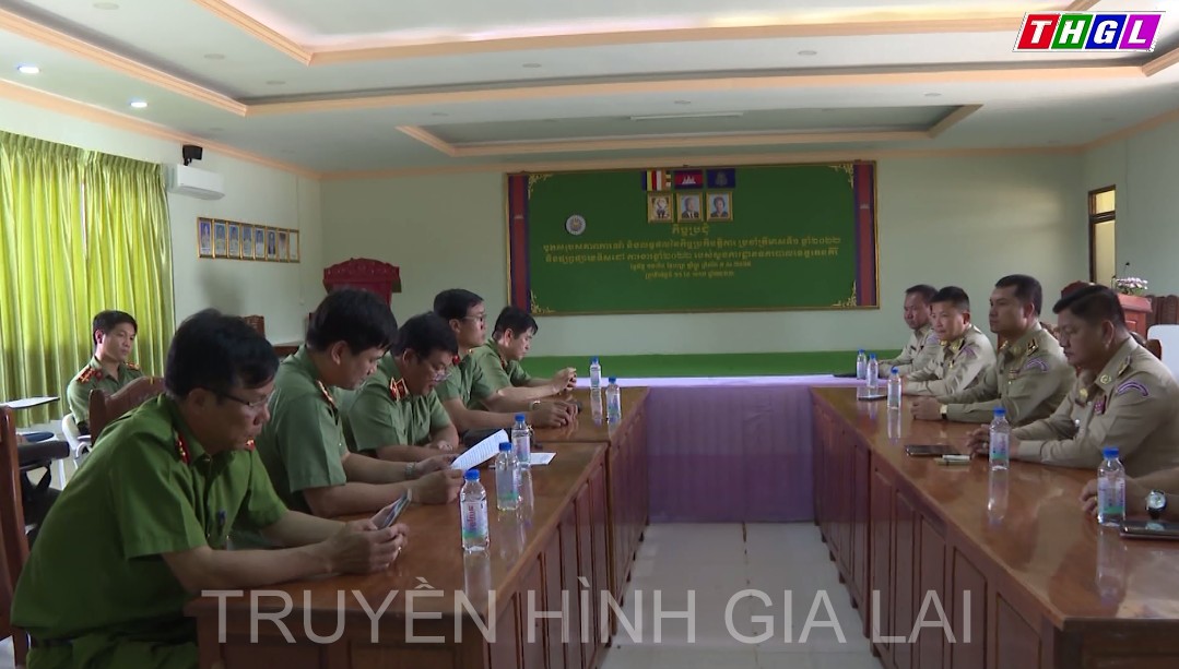 Công an tỉnh Gia Lai làm việc với Công an tỉnh Stung Treng và Ratanakiri, Vương quốc Campuchia