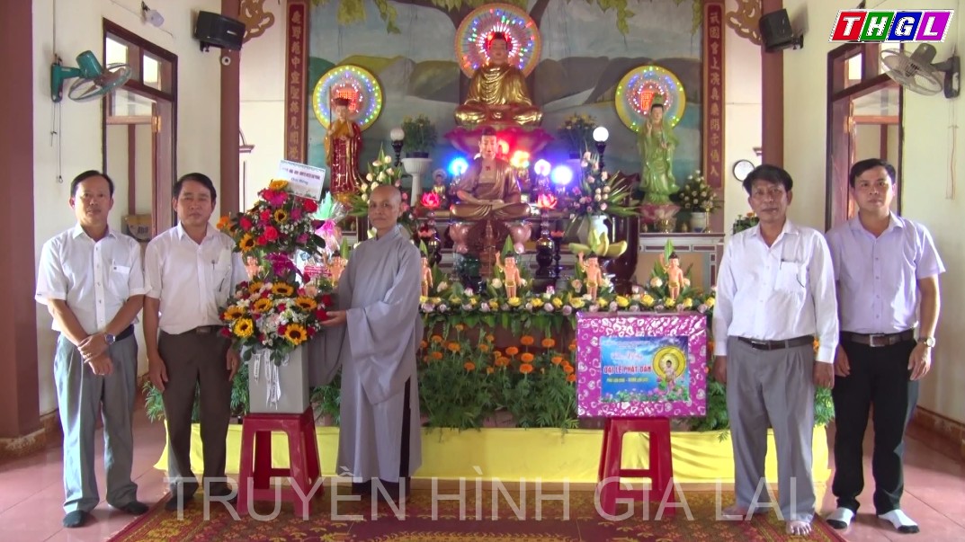 Chư Prông tổ chức các đoàn thăm, tặng quà các cơ sở phật giáo nhân dịp Đại lễ Phật đản Phật lịch 2566 – Dương lịch 2022