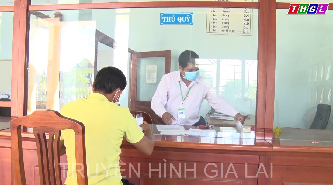 Đức Cơ kịp thời triển khai hỗ trợ vốn cho học sinh, sinh viên có hoàn cảnh gia đình khó khăn mua máy tính, thiết bị phục vụ học tập trực tuyến