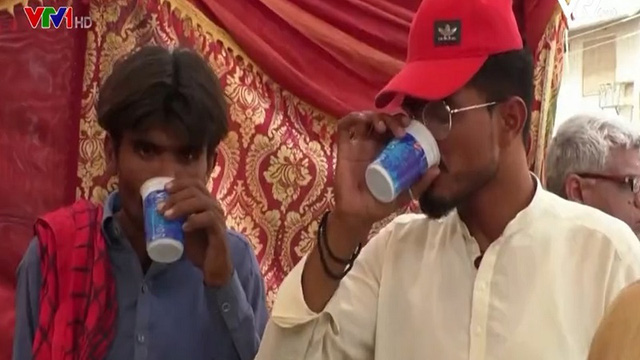 Nắng nóng lên tới 48 độ C ở Pakistan