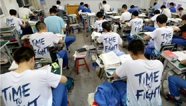 Thi Cao khảo 2022 ở Trung Quốc – kỳ thi khốc liệt nhất thế giới sau 3 năm đại dịch COVID-19