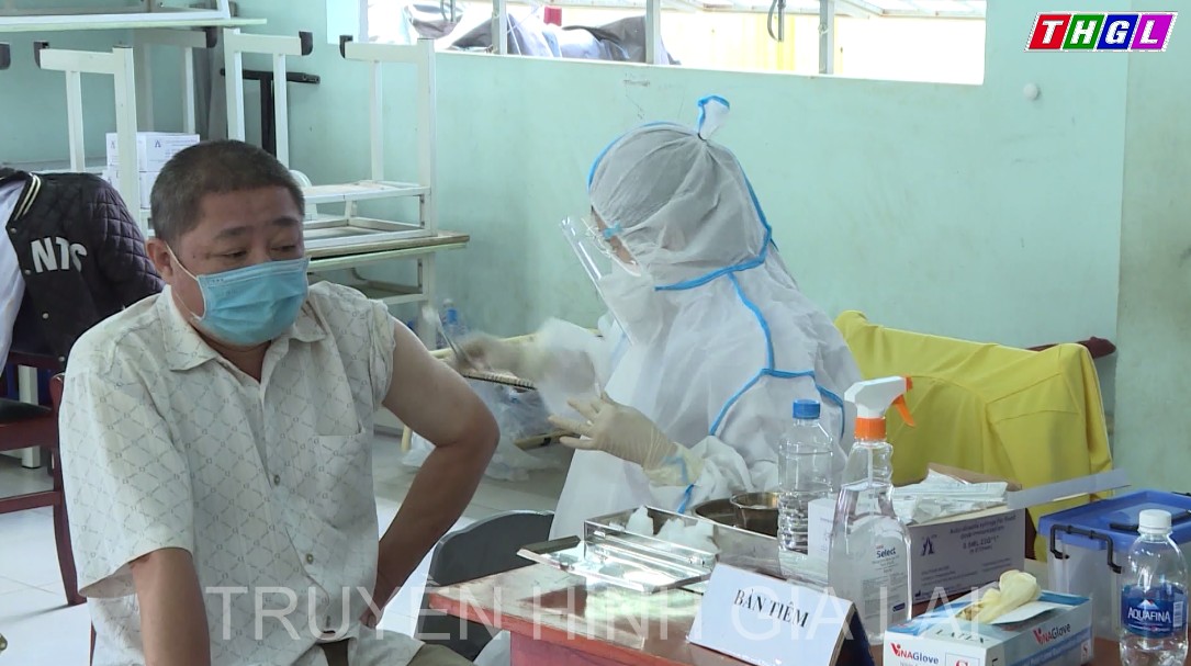 Có 4 nhóm đối tượng được ưu tiên tiêm mũi 4 vắc xin phòng Covid -19