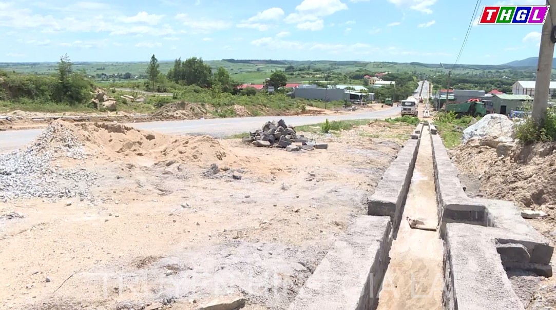 Huyện Đak Pơ: Khối lượng thực hiện vốn đầu tư đạt gần 13 tỷ đồng