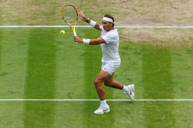 Rafael Nadal ngược dòng kịch tính vào bán kết Wimbledon