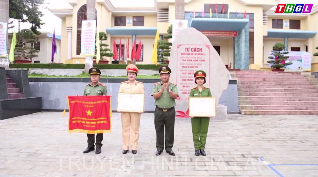 Nhiều tập thể, cá nhân thuộc lực lượng Công an tỉnh Gia Lai được khen thưởng