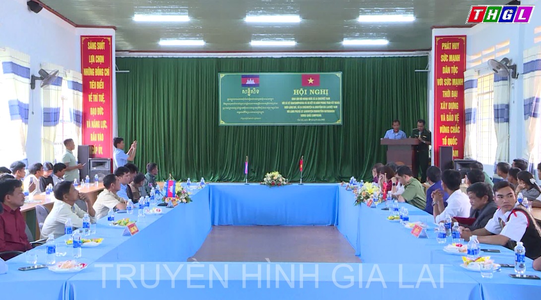 Tọa đàm, sơ kết chương trình đối ngoại giữa Nhân dân hai xã: Ia Chía (Việt Nam) và Sê San (Campuchia)