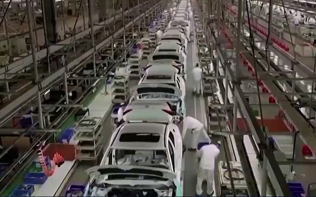 Giá dầu thế giới giảm thấp hơn trước khi xảy ra xung đột Nga – Ukraine