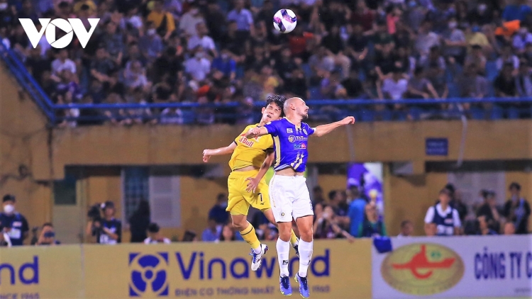 Trụ cột HAGL bị treo giò ở vòng 13 V-League 2022