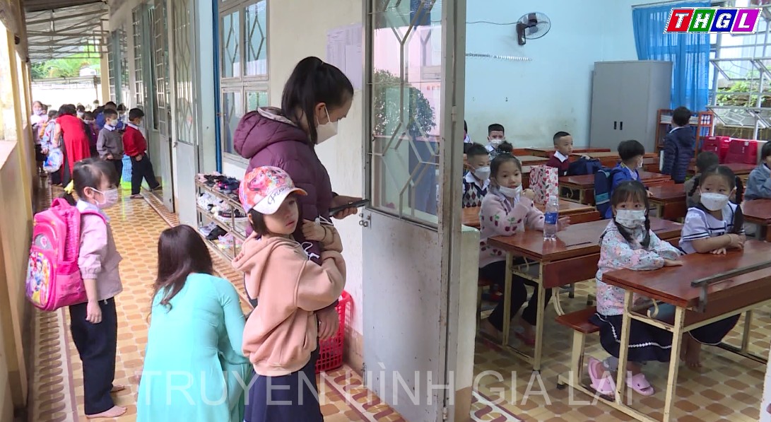 Ngày đến trường đầu tiên của học sinh lớp 1