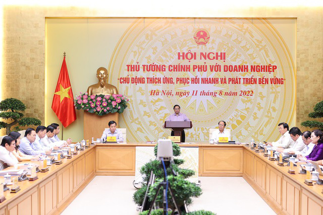 Thủ tướng: Mỗi doanh nhân, doanh nghiệp hãy là một chiến sĩ tinh nhuệ