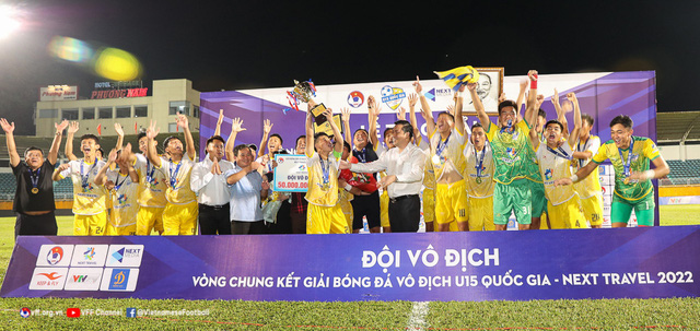 U15 Sông Lam Nghệ An vô địch giải U15 Quốc gia