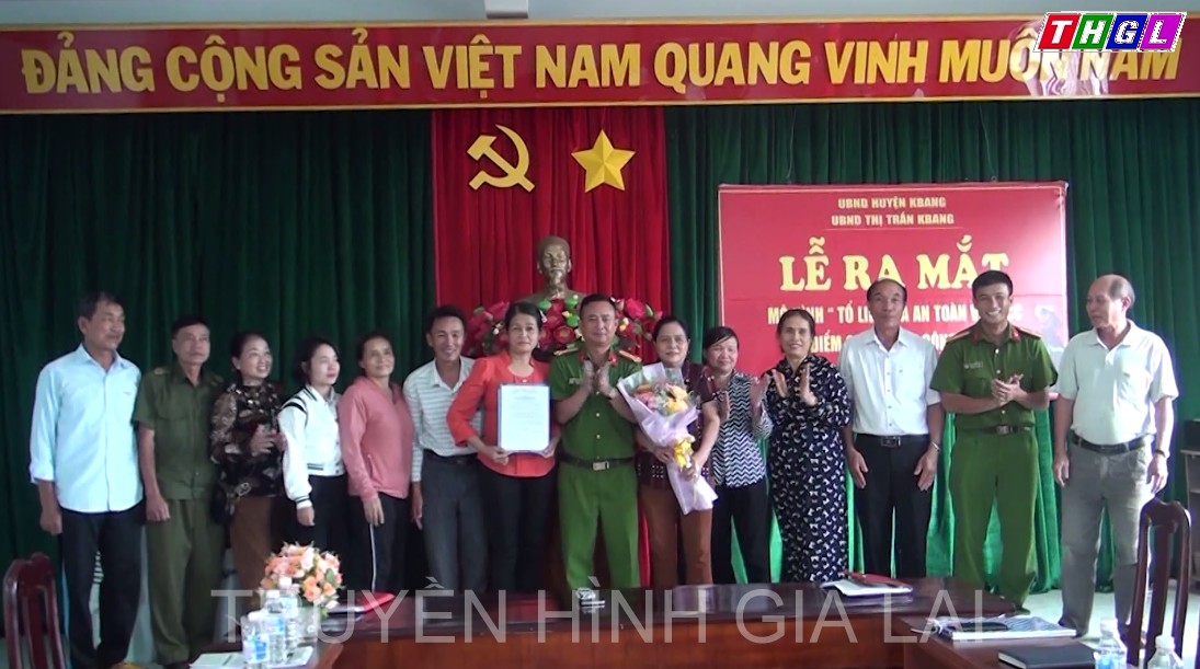KBANG RA MẮT MÔ HÌNH “TỔ LIÊN GIA AN TOÀN VỀ PCCC VÀ ĐIỂM CHỮA CHÁY CỘNG ĐỒNG”