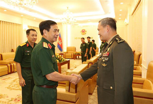 Việt Nam – Campuchia tăng cường hợp tác hai quân đội