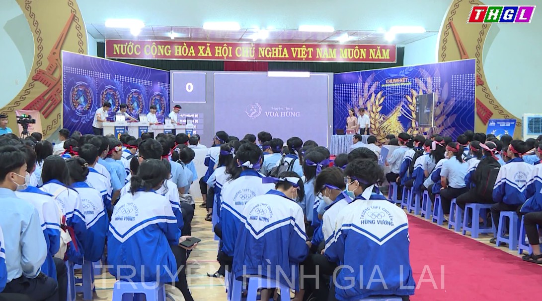 Gay cấn trận Chung kết Đường lên đỉnh Olympia Trường THPT chuyên Hùng Vương