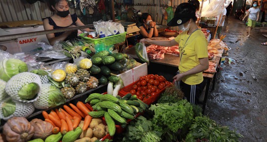 Giá hàng hóa tiếp tục hạ nhiệt