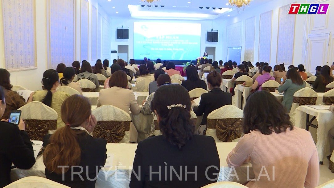 Hội LHPN tỉnh tổ chức tập huấn nâng cao năng lực cho phụ nữ có ý tưởng khởi nghiệp, khởi sự kinh doanh năm 2022