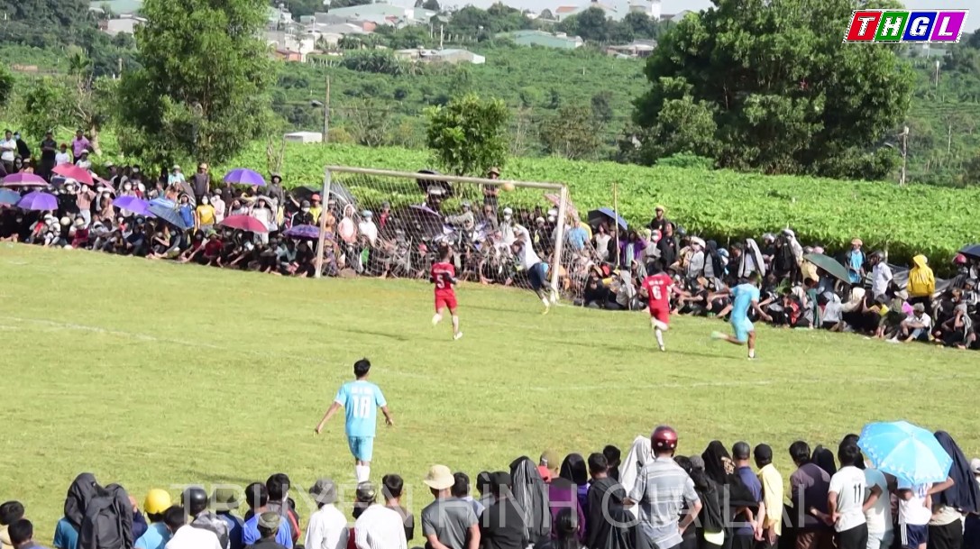 Sức hấp dẫn của một giải bóng đá phong trào