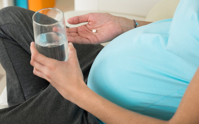 Sử dụng thuốc giảm đau khi mang thai có thể ảnh hưởng đến hành vi và giấc ngủ của trẻ