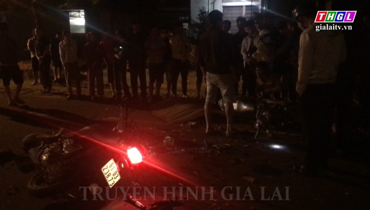 2 người tử vong tại chỗ trên đường Võ Văn Kiệt, thành phố Pleiku sau khi 2 xe mô tô đối đầu trực diện