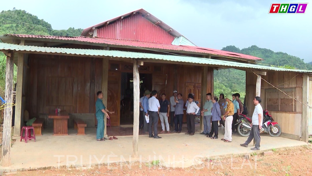Huyện Nam Trà My (Quảng Nam) hỗ trợ nhà ở cho đồng bào vùng sạt lở