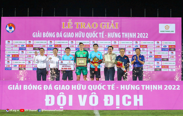 Thắng ĐT Ấn Độ 3-0, ĐT Việt Nam vô địch Giải giao hữu quốc tế – Hưng Thịnh 2022