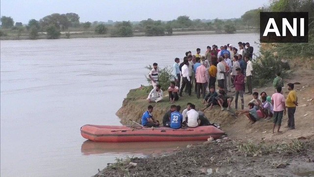 Sydney phá vỡ kỷ lục lượng mưa hàng năm, lũ quét tại Ấn Độ cuốn trôi nhiều người