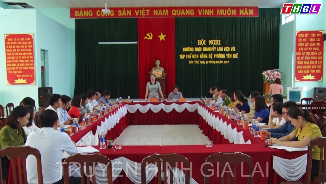 Thường trực Thành ủy Pleiku làm việc với Đảng ủy xã Ia Kênh