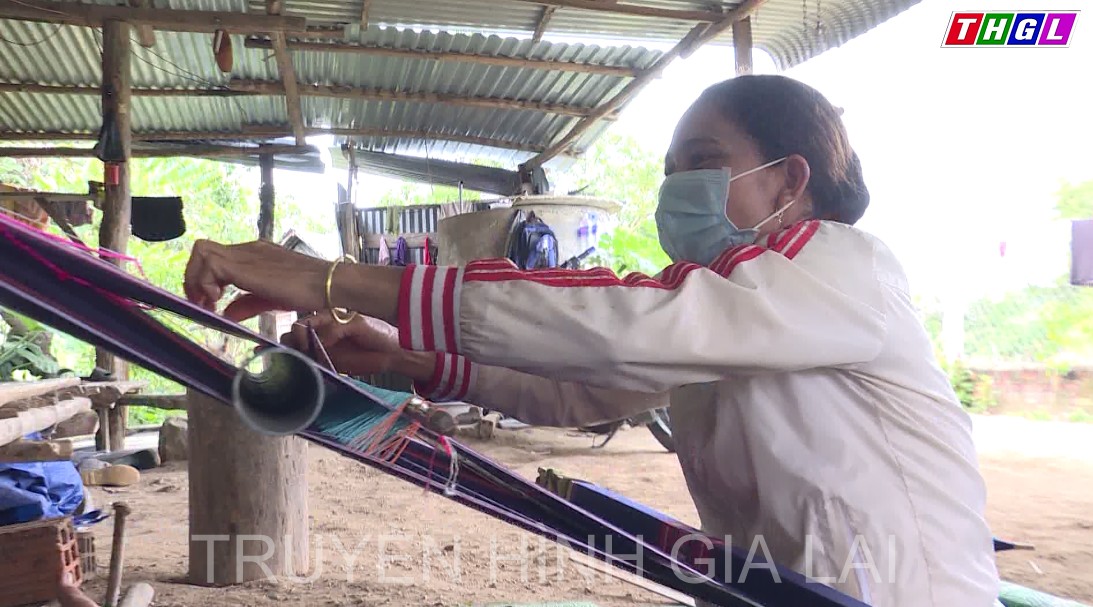 Phụ nữ Kông Chro chung tay bảo tồn và phát huy bản sắc văn hóa dân tộc