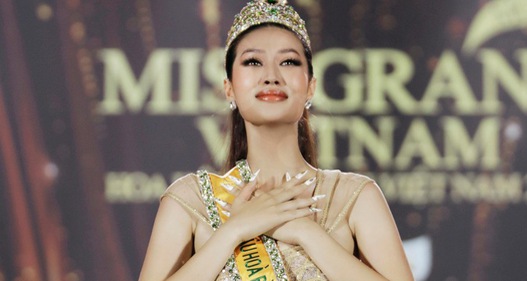 Hoa hậu Đoàn Thiên Ân: Chưa từng được đi máy bay, giảm 15kg để thi Hoa hậu