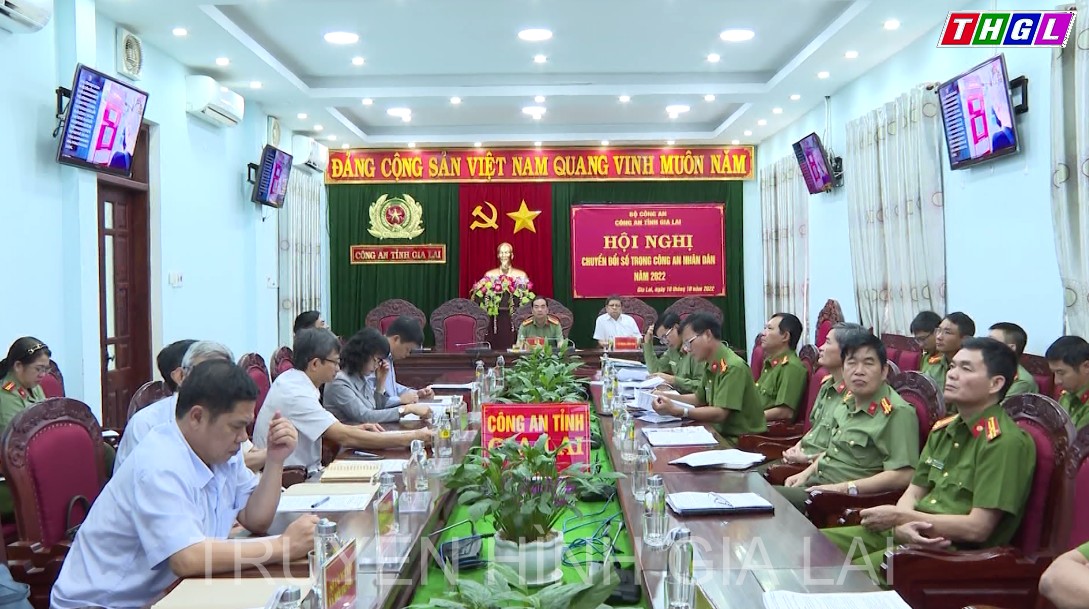 Hội nghị trực tuyến toàn quốc về Chuyển đổi số trong Công an Nhân dân