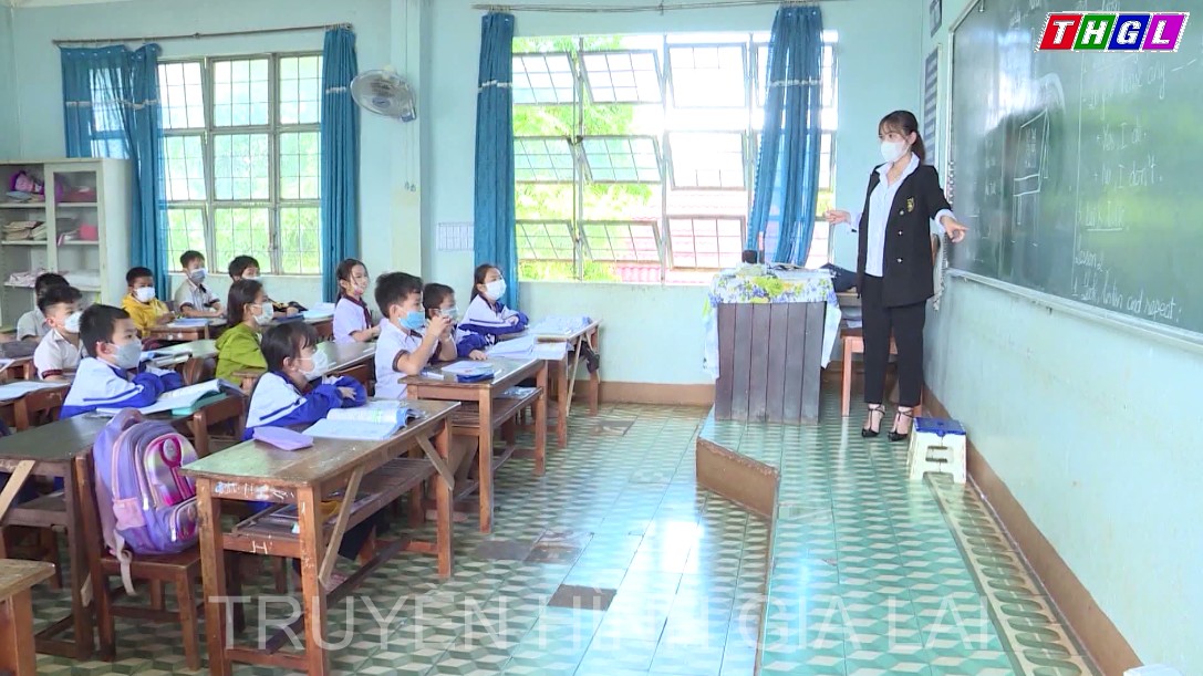 50 trường xây dựng trường học điển hình về tổ chức môi trường dạy, học và sử dụng tiếng Anh