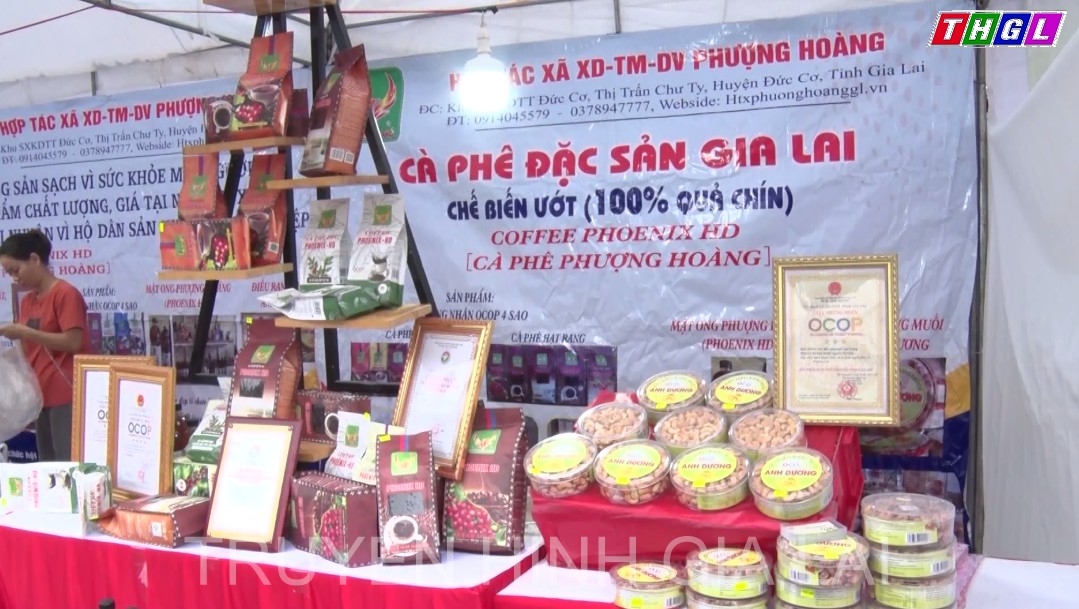 Huyện Đức Cơ khai mạc Phiên chợ nông sản an toàn và giới thiệu sản phẩm OCOP lần 2 năm 2022