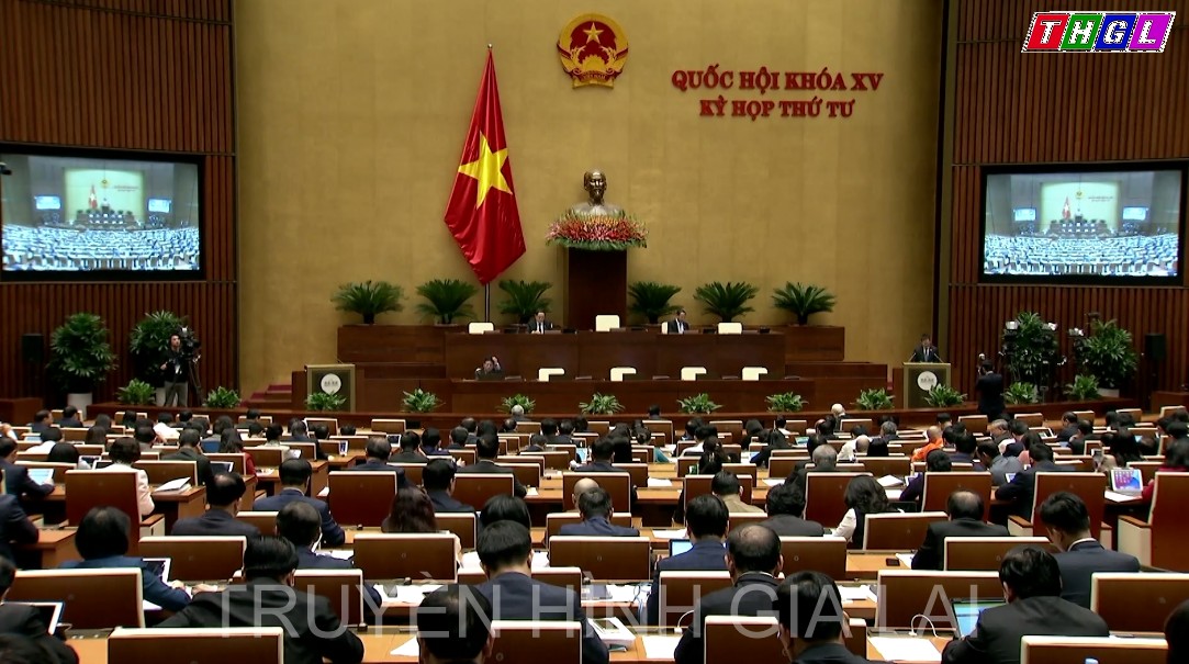 QUỐC HỘI TIẾP TỤC NGHE BÁO CÁO VỀ TÌNH HÌNH THỰC HIỆN NSNN 2022, DỰ THẢO LUẬT PHÒNG, CHỐNG RỬA TIỀN (SỬA ĐỔI)