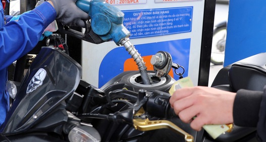 Gỡ khó cho doanh nghiệp, đảm bảo nguồn cung xăng dầu