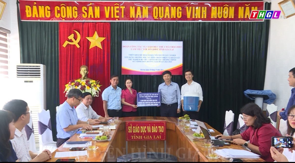 Đoàn công tác của Bộ GD&ĐT khảo sát việc triển khai thực hiện Kế hoạch số 29 của Bộ GD&ĐT và Chương trình Sức khỏe học đường giai đoạn 2021-2025 tại Gia Lai