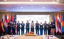 Khai mạc Hội nghị Cấp cao ASEAN lần thứ 40, 41