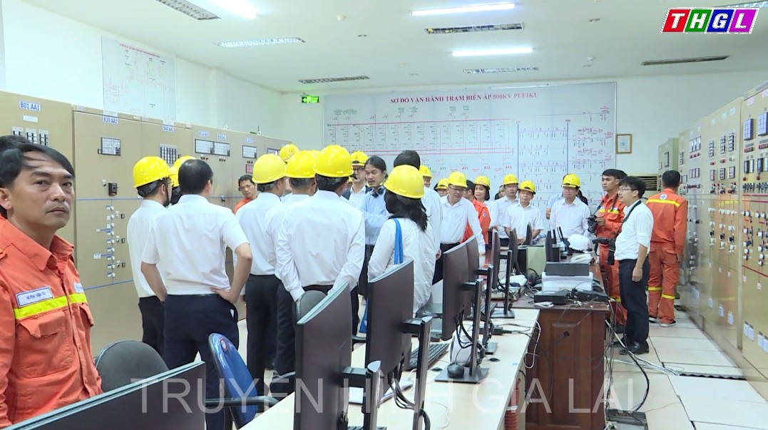 Đoàn công tác Bộ Công Thương và Phái đoàn Liên minh châu Âu khảo sát thực tế  tại Trạm biến áp 500kV Pleiku