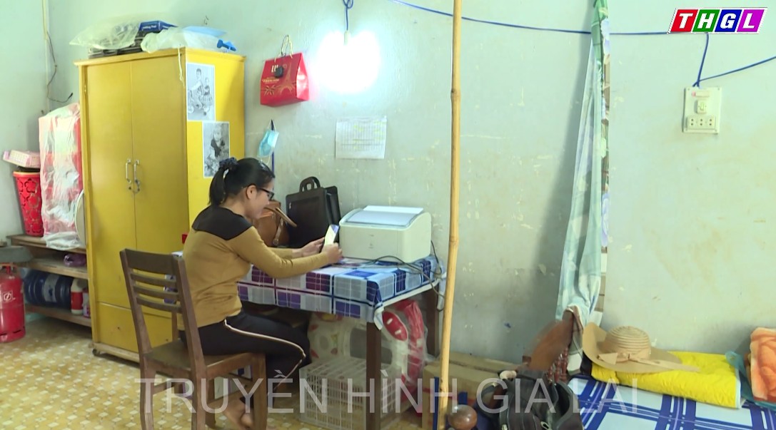 “Gieo chữ” ở vùng khó Krong