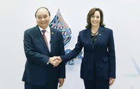 Chủ tịch nước Nguyễn Xuân Phúc gặp Phó Tổng thống Hoa Kỳ Kamala Harris