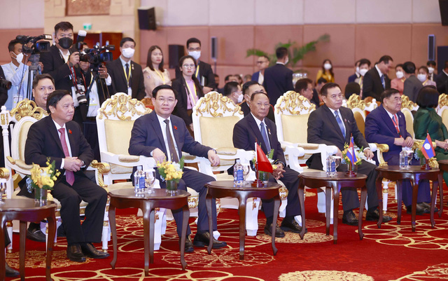 Thiết lập cơ chế Hội nghị cấp cao Campuchia – Lào – Việt Nam