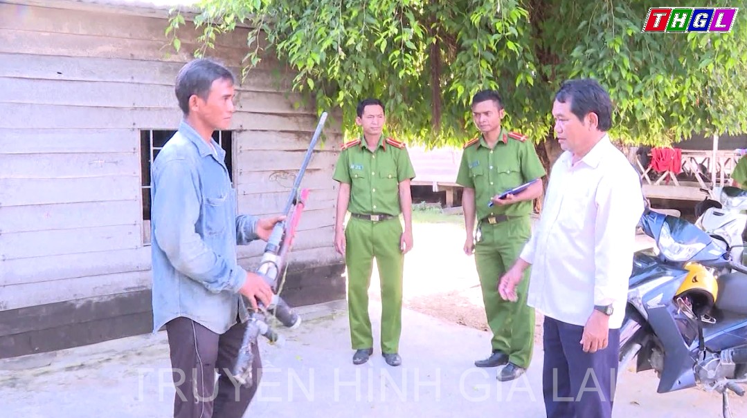 Tàng trữ, sử dụng vũ khí, vật liệu nổ trái phép – Hiểm họa khôn lường