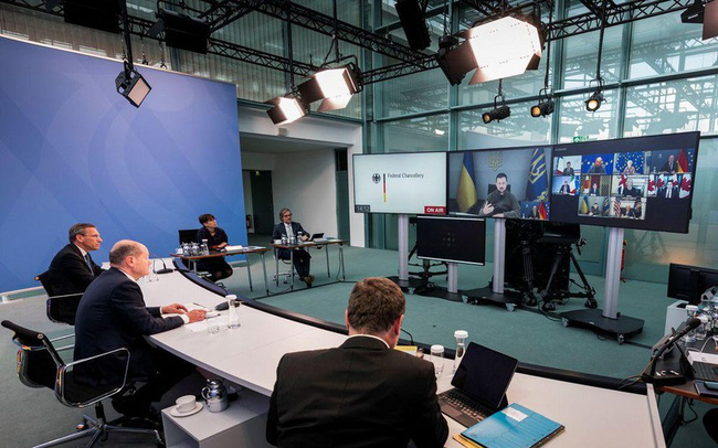 Hội nghị Thượng đỉnh G7 nhất trí hỗ trợ tài chính cho Ukraine