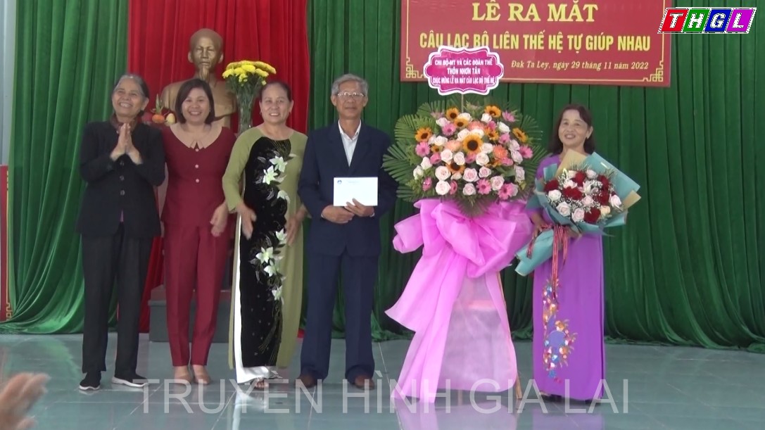 Mang Yang: Ra mắt Câu lạc bộ Liên thế hệ tự giúp nhau tại xã Đak Ta Ley