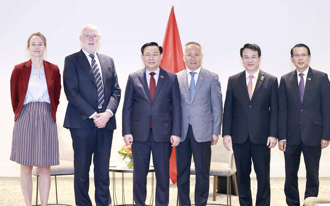 Chủ tịch Quốc hội Vương Đình Huệ tiếp đại diện lãnh đạo các tập đoàn, công ty của New Zealand