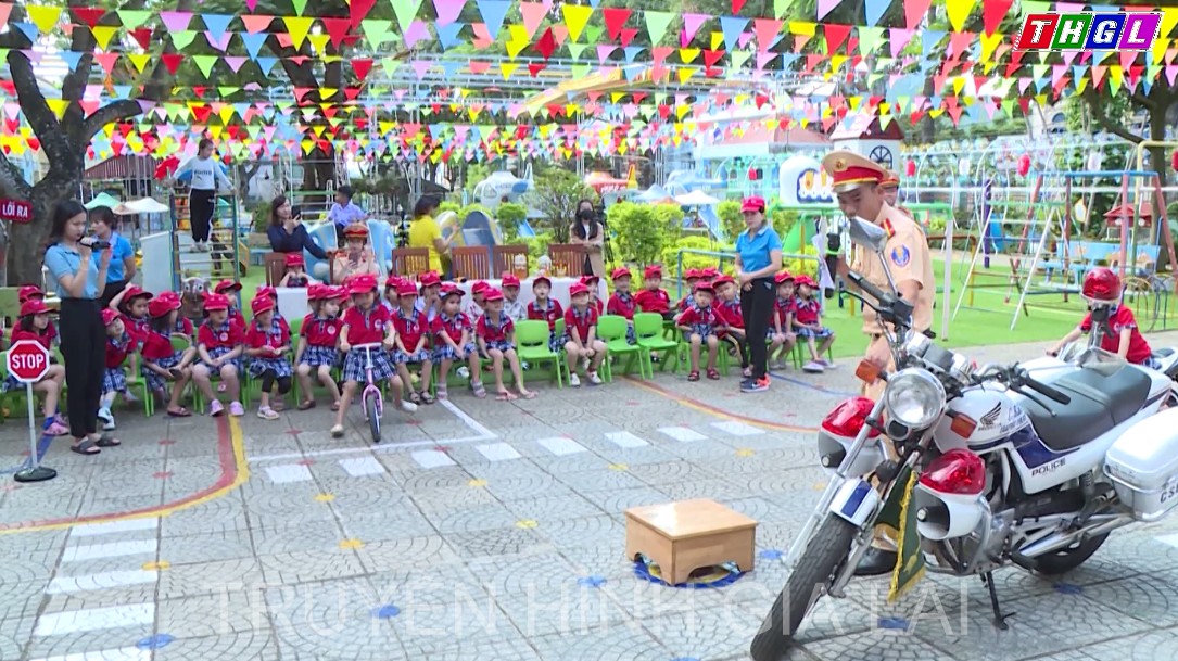 An toàn giao thông cùng các “công dân nhí”