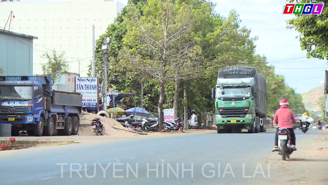 Cần mạnh tay xử lý xe tải trọng lớn lưu thông vào đường cấm trong nội thành Pleiku